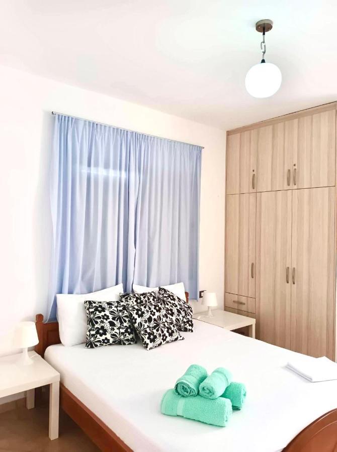- Port Apartment