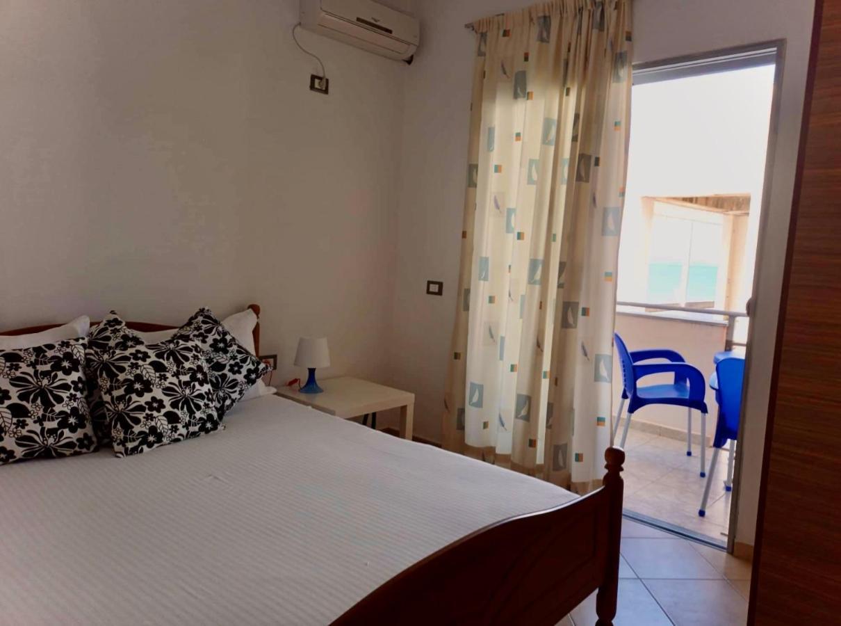 - Port Apartment *